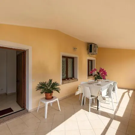 Platino Apartment *